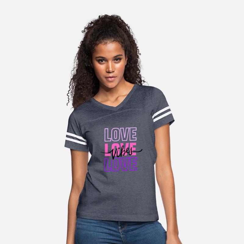 Love Vibes - Love Love Typography Pink